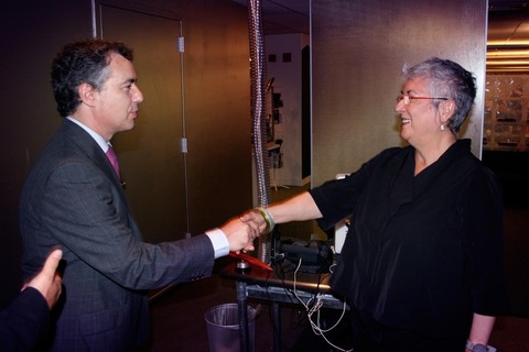 Argazkia: Maggie Boeppe Manhattan-go Kultur Kontseiluaren Presidentearekin topaketa