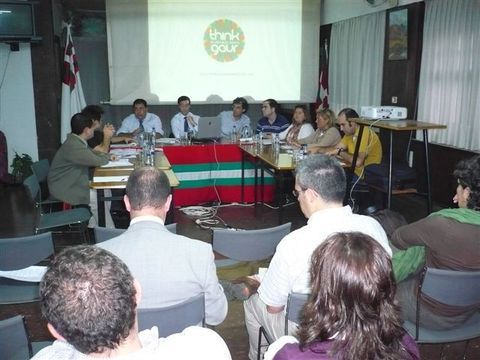 Argazkia: Eztaibaida taldeak Portugaleten 