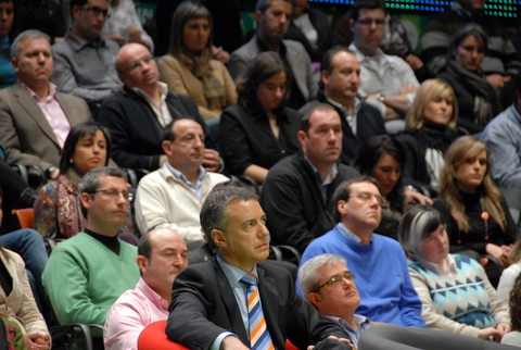 Argazkia: Eusko Legebiltzarrerako hautagaiak Think Gaur egitasmoko  ondorioen aurkezpenean 